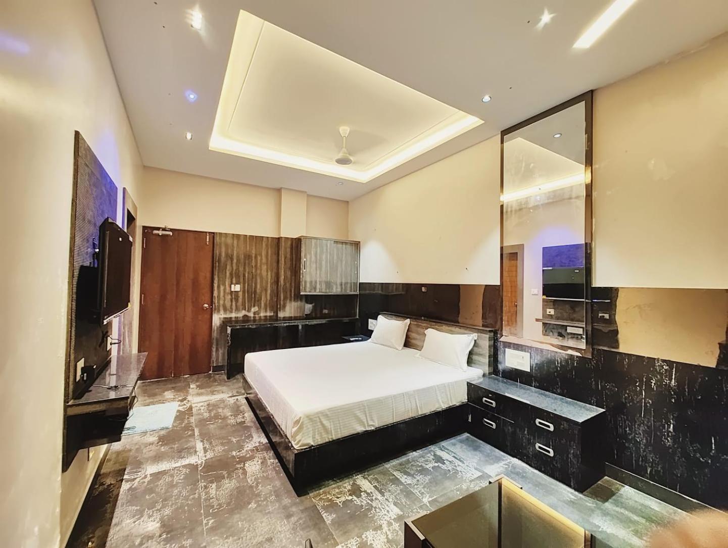 Hotel M S Residency Chennai