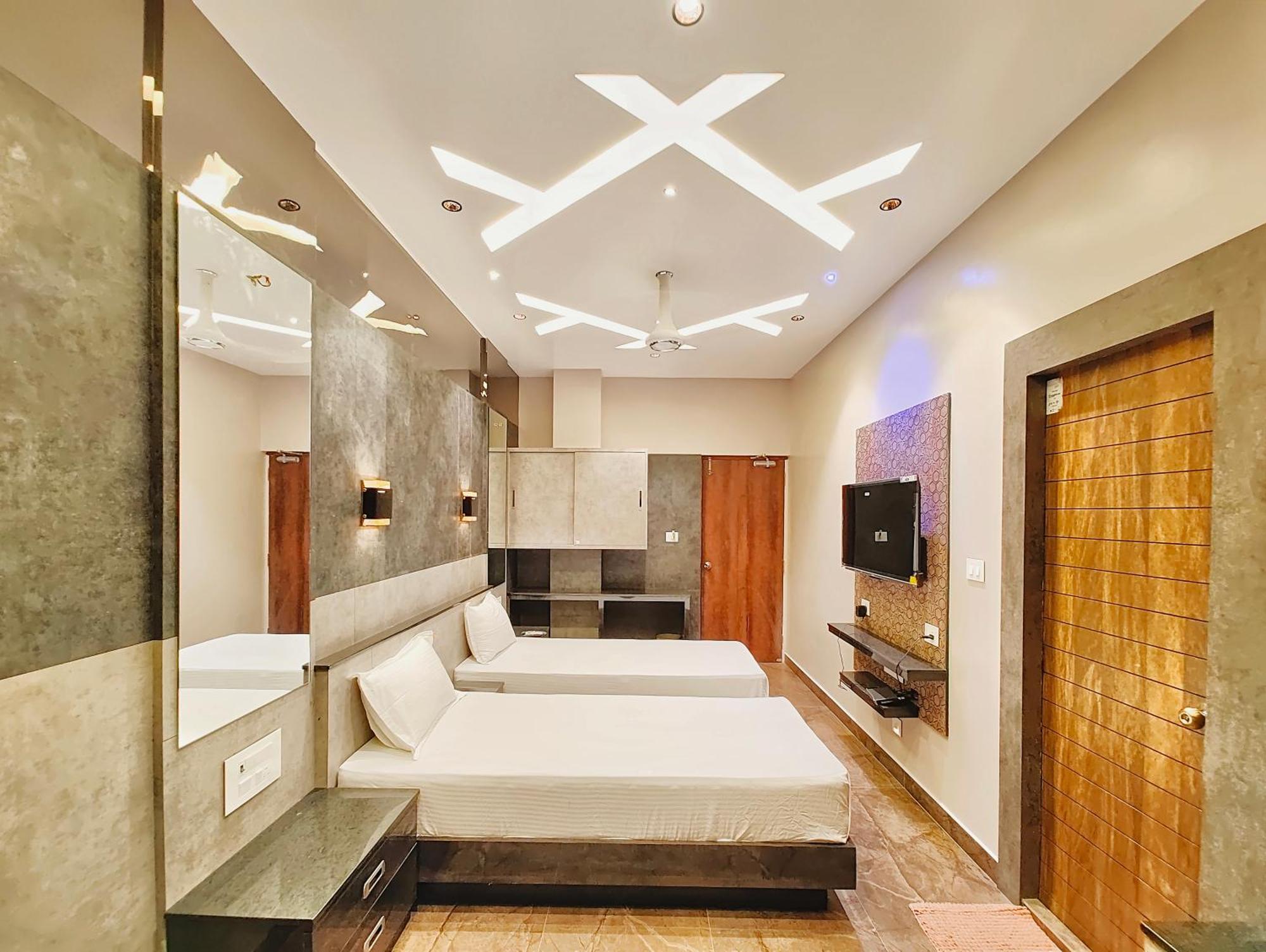 Hotel M S Residency