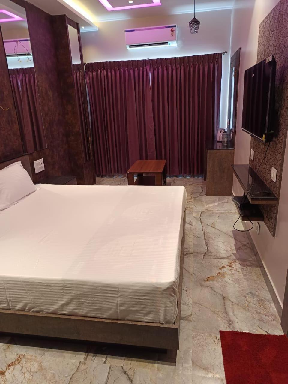 Hotel M S Residency 3*